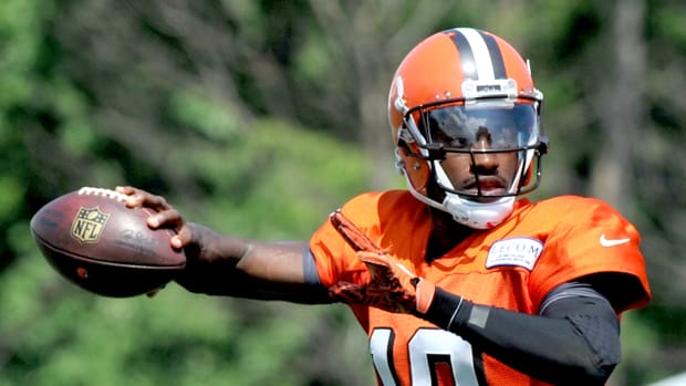 robert-griffin-iii-rg3-browns-training-camp-2016.jpg